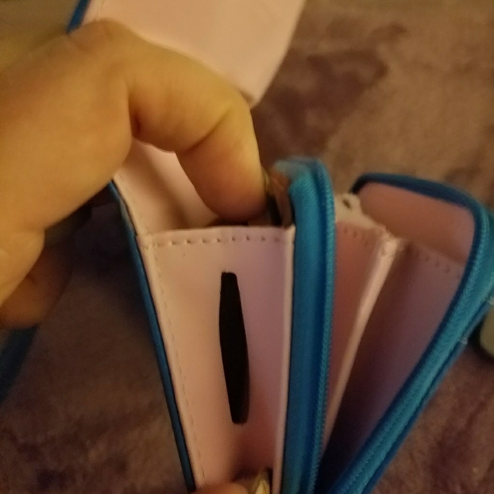 Cell Phone Wallet - Picture 4 of 5